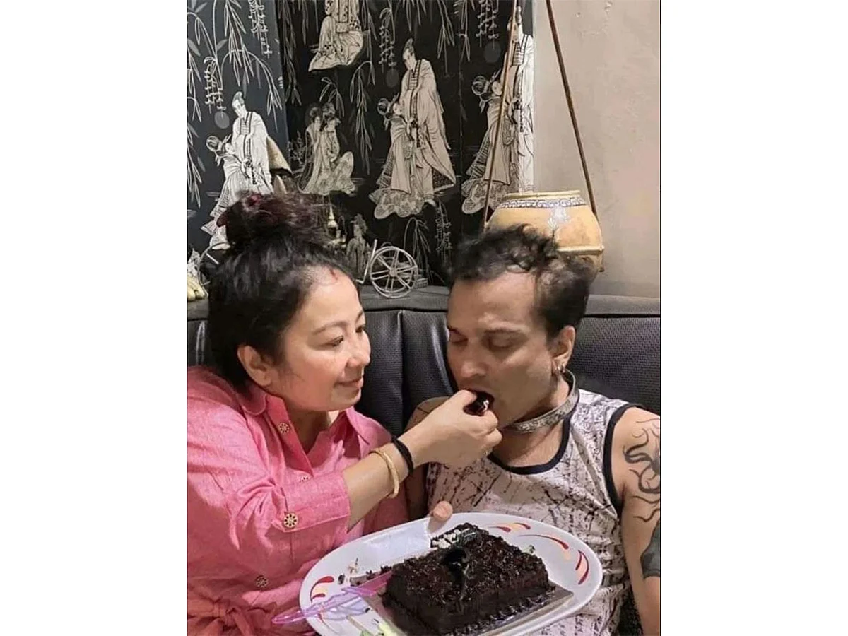 Bakın: Zubeen Garg'ın Karısı 53. Doğum Gününde Rahmetli Şarkıcıyı Hatırlıyor