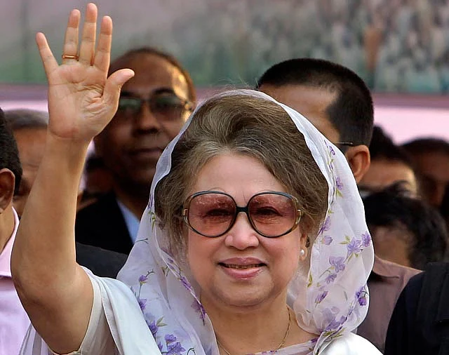 Şubat Ayında Yarışma İçin Bangladeş Eski Pm Khaleda Zia Seçimleri