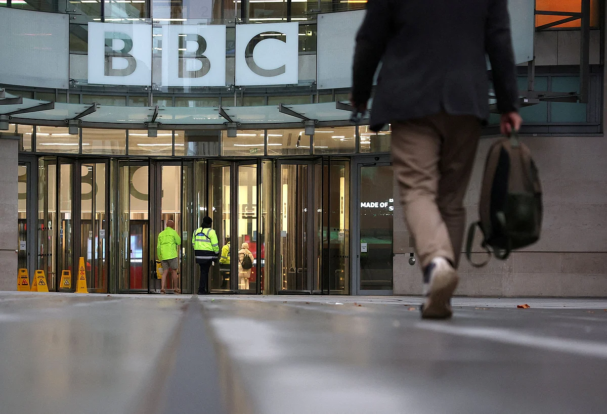 Bbc, İtibarsız Diana Röportajı Nedeniyle Yeni Sıkıntılarla Karşı Karşıya