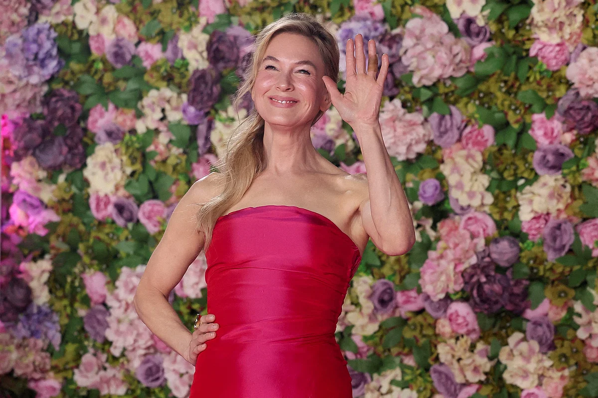 Bridget Jones, Londra'nın Leicester Meydanı'nda Kendi Heykelini Aldı