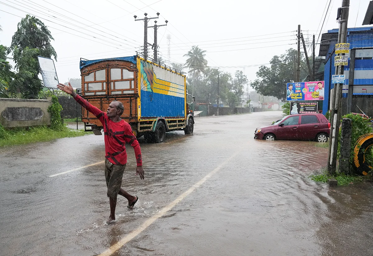 Cyclone Ditwah Sri Lanka'da 46 kişiyi Öldürdü, Kurtarma Çalışmaları Devam Ederken 23kişi Kayıp 