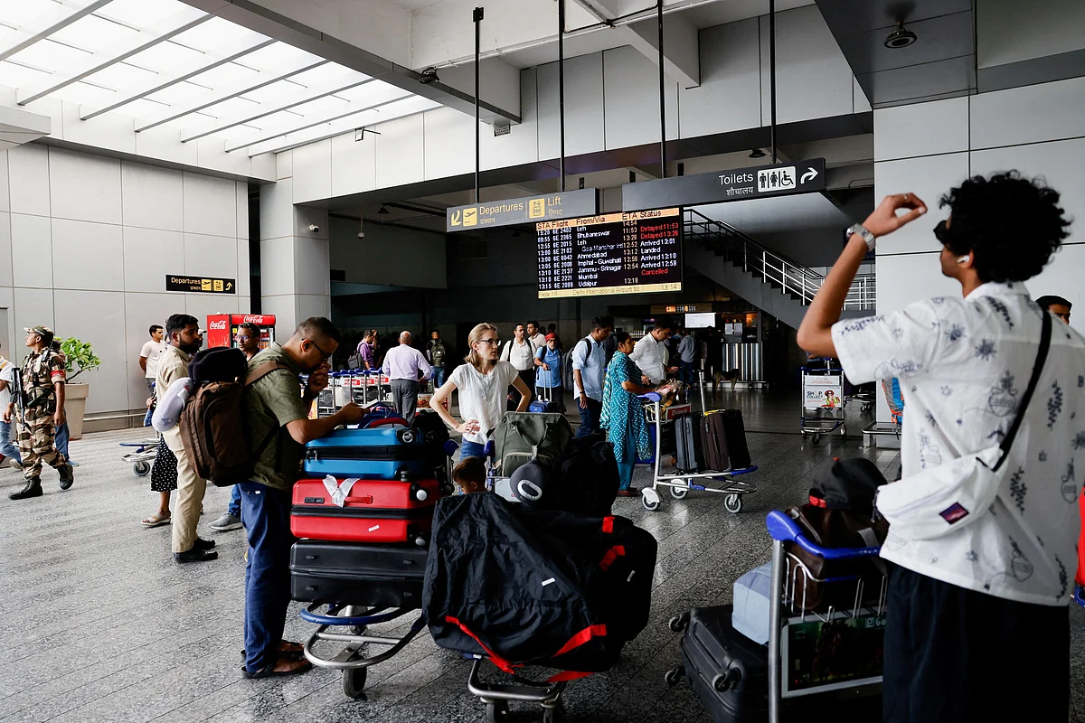 Delhi Havaalanında Hava Trafik Sistemi ile İlgili Teknik Aksaklık Çözüldü