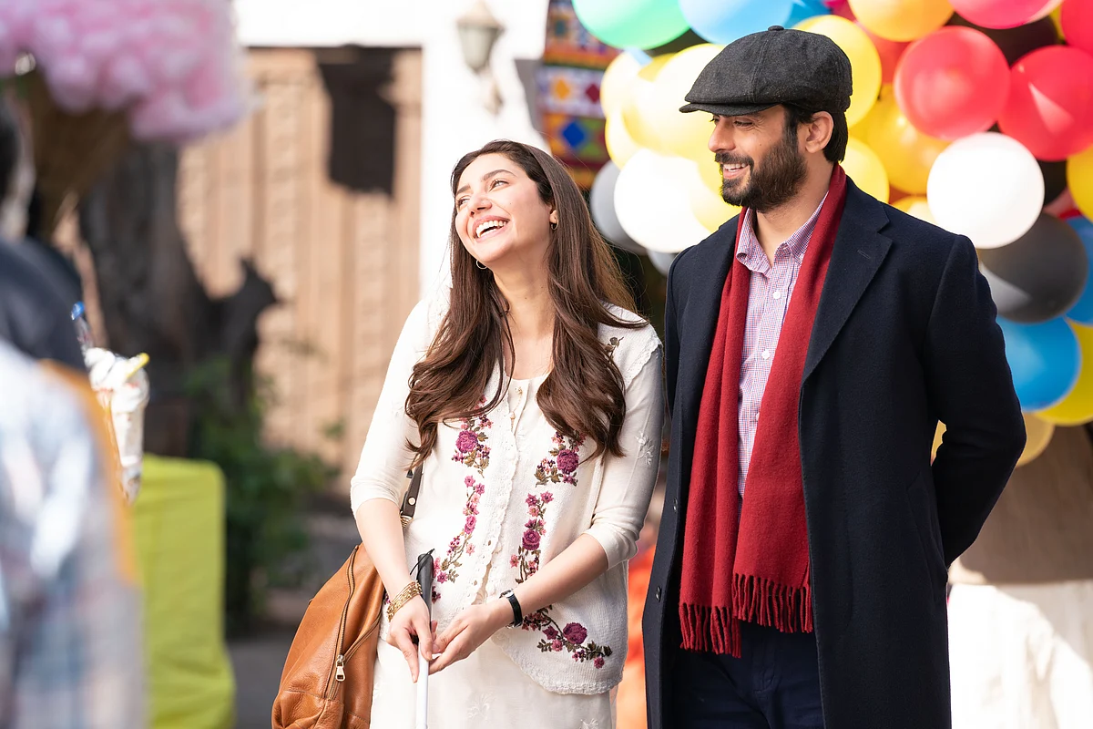 Dubai: Bu Kasım ayında Global Village'da Fawad Khan, Mahira Khan ile tanışın