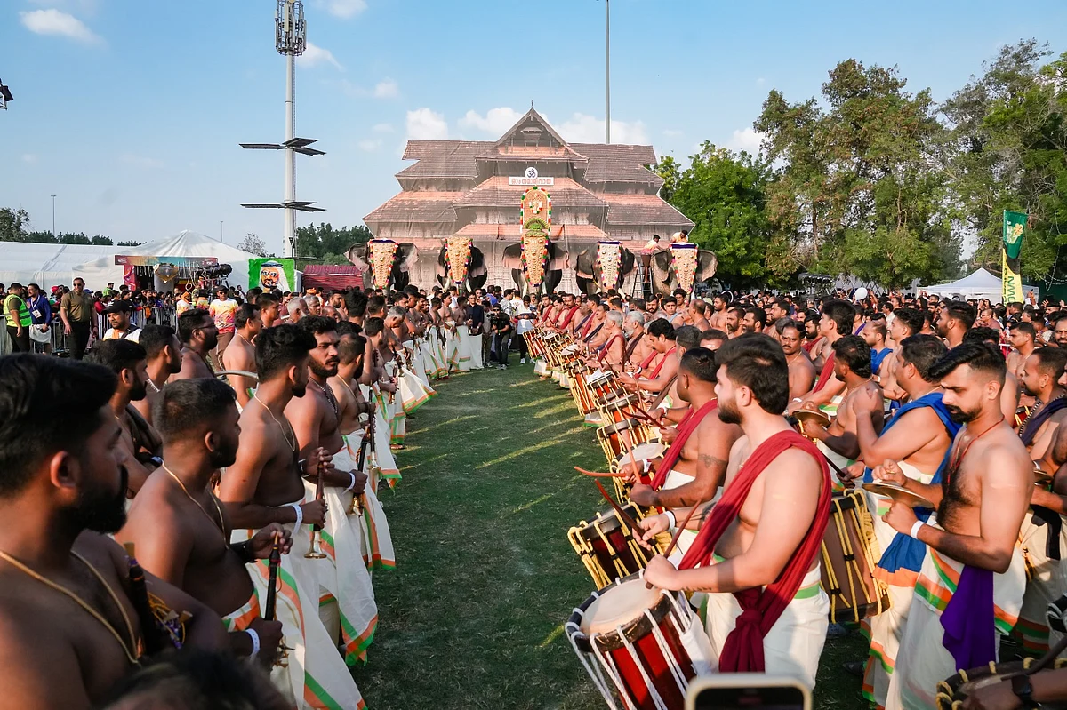 Dubai, Kerala'nın En Büyük Festival Ruhunu Mmde Thrissur Pooram 2025 ile Karşılayacak