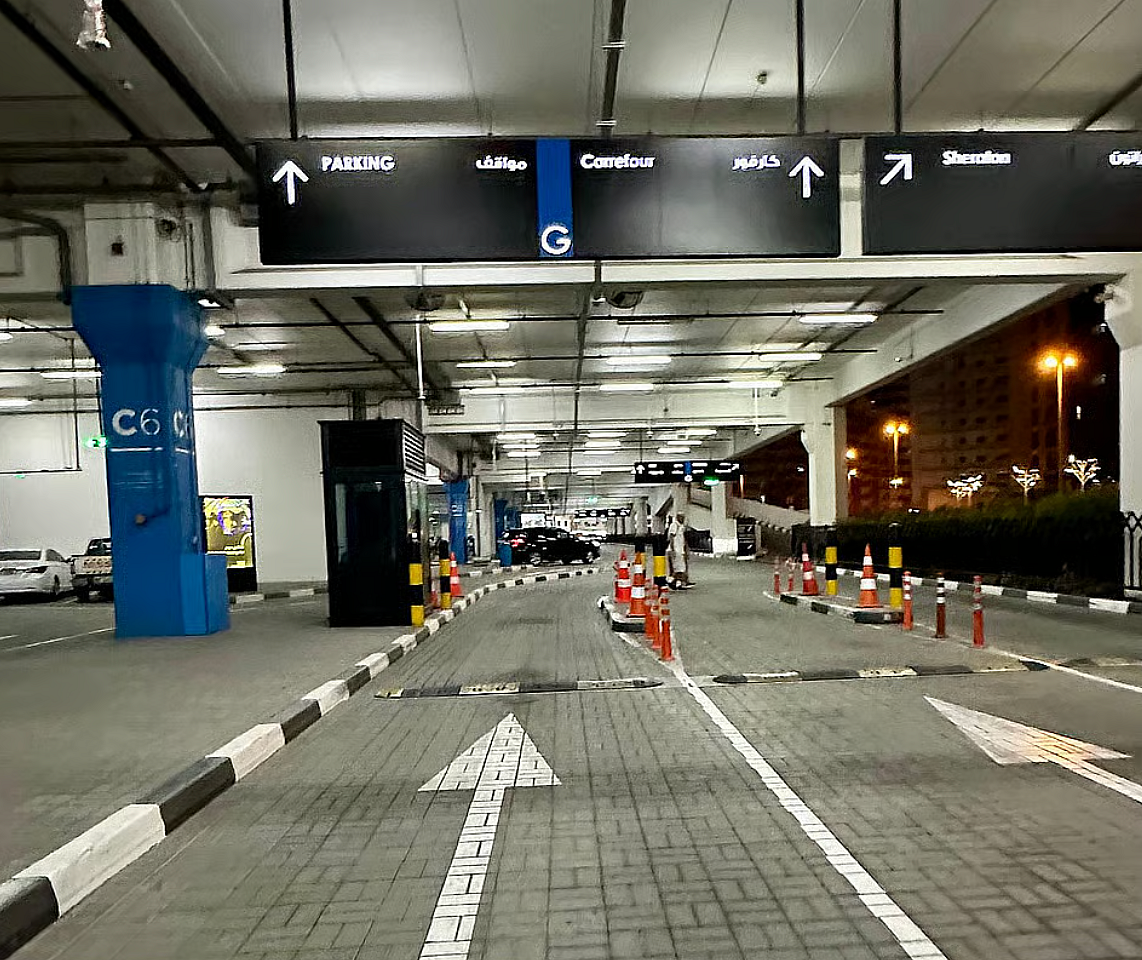 Dubai ve Abu Dabi'de Engelsiz, Biletsiz Otopark: Konum Listesine Bakın