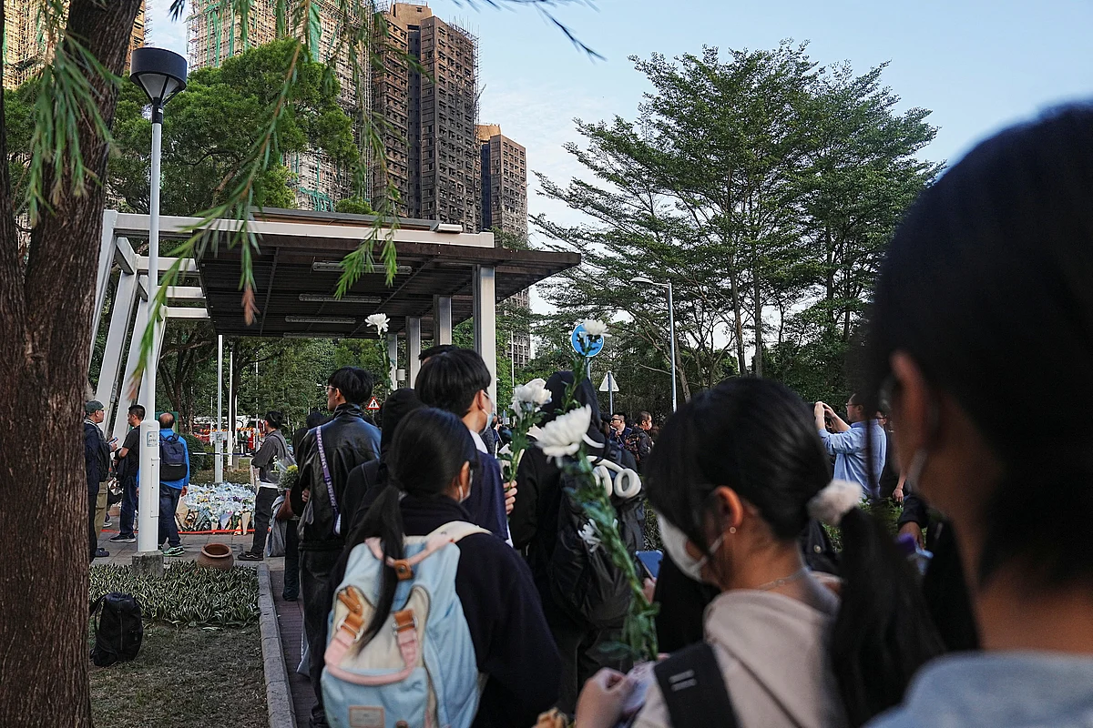 Hong Kong'da Yüksek Yangın: Filipin Konsolosluğuna Göre 13 Filipinli işçi Hala Kayıp