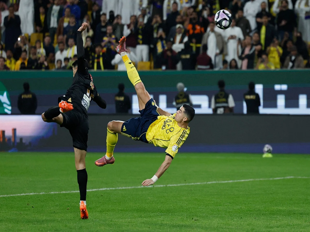 İzleyin: Ronaldo'nun inanılmaz Bisiklet Vuruşu Golü, Al Nassr'ın Bir Galibiyet Daha Kazanmasıyla Çılgınlığa Yol Açtı