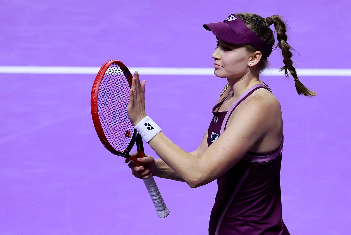 Rybakina, Wta Finallerinde Tuşların Çekilmesinin Ardından Alexandrova'ya Hakim Oldu