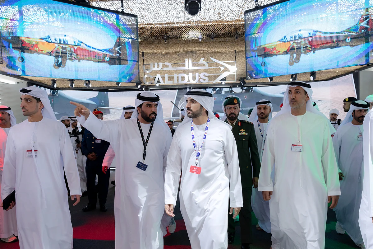 Şeyh Hamdan Dubai Airshow'u Gezerken BAE'nin Calidus B-250 Uçağı Dikkat Çekiyor 2025