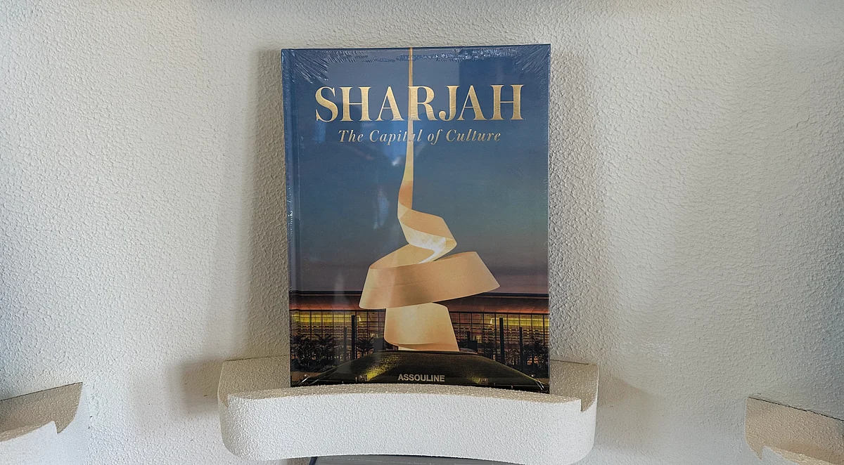 Sharjah New York'ta mı? Dünya Çapında Başlatılan 'Kültür Başkenti' Üzerine Lüks Sehpa Kitabı