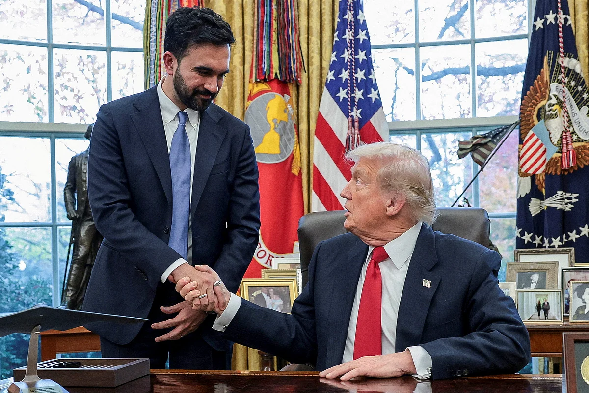 Trump-Memdani Buluşması: Düşmanlar Arkadaş Olur mu? ABD Başkanı Gülümsüyor, Seçilen New York Belediye Başkanına Övgü