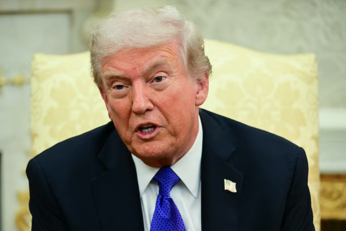 Trump, Temsilciler Meclisi Cumhuriyetçilerinin Epstein Dosyalarını Yayınlamak için 'Oy Kullanmaları Gerektiğini' Söyledi
