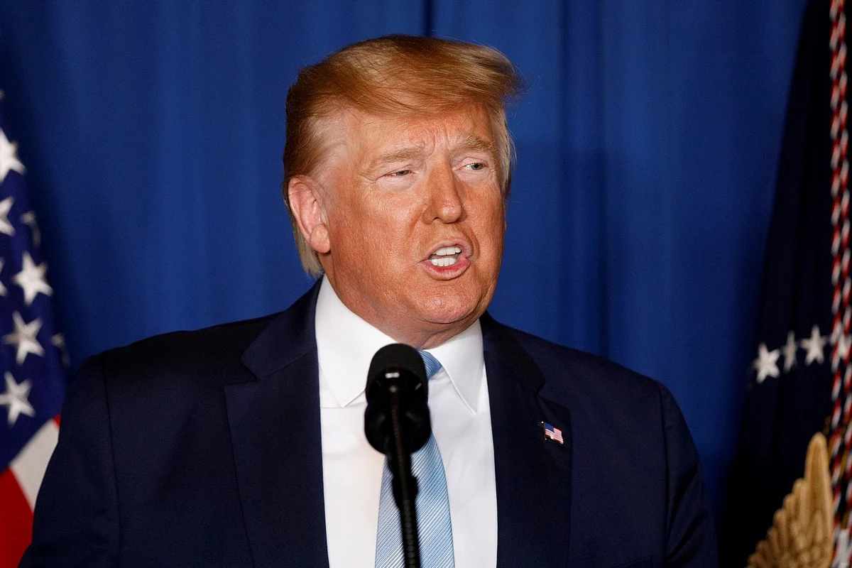 Trump, Venezuela Hava Sahasının 'Tamamen Kapalı' Sayılması Gerektiğini Söyledi