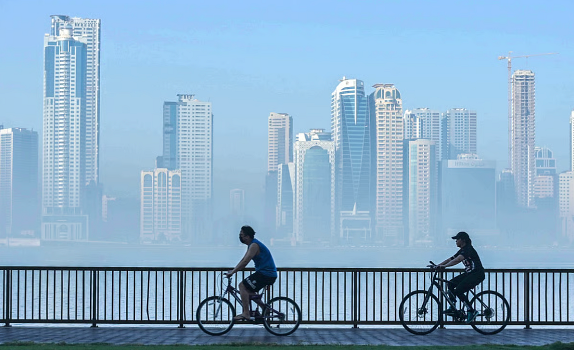 Yarın BAE Hava Durumu: Abu Dabi Sıcaklığı 20ºc'ye Düşecek; Nemli Koşullar Muhtemel