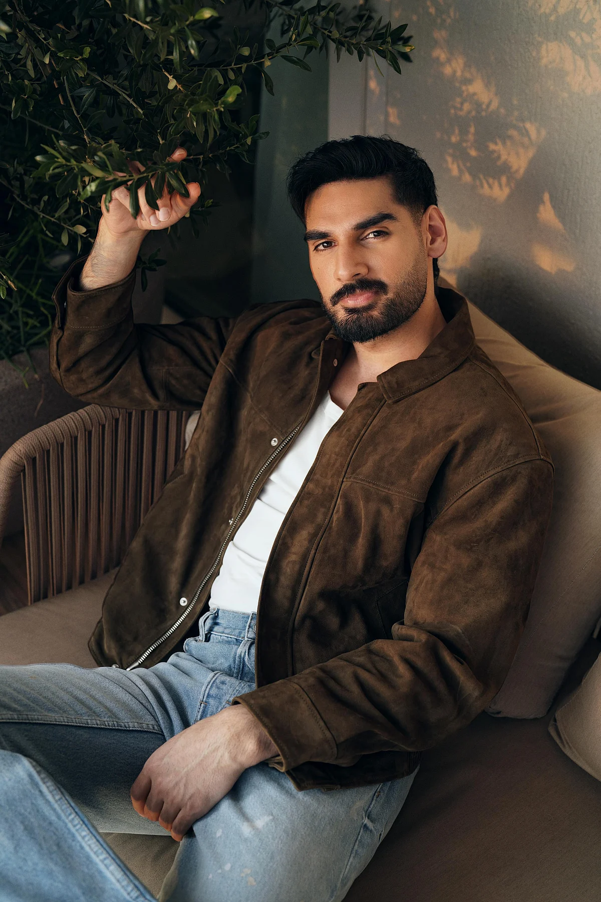 Ahan Shetty'nin Disiplini ve Özgünlüğü 'Sınır 2' Teaser'ında Parlıyor