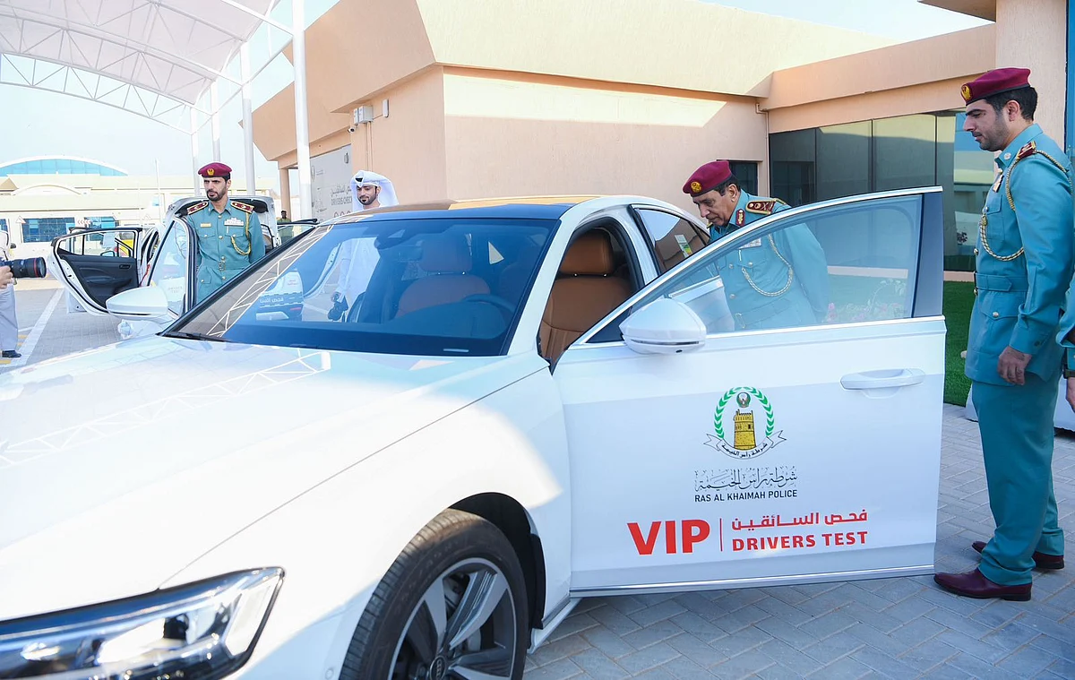BAE: Akıllı Test Köyü ile Ras Al Khaimah'ta 5 Dakikalık Ehliyet, Daha Kısa Test Süresi