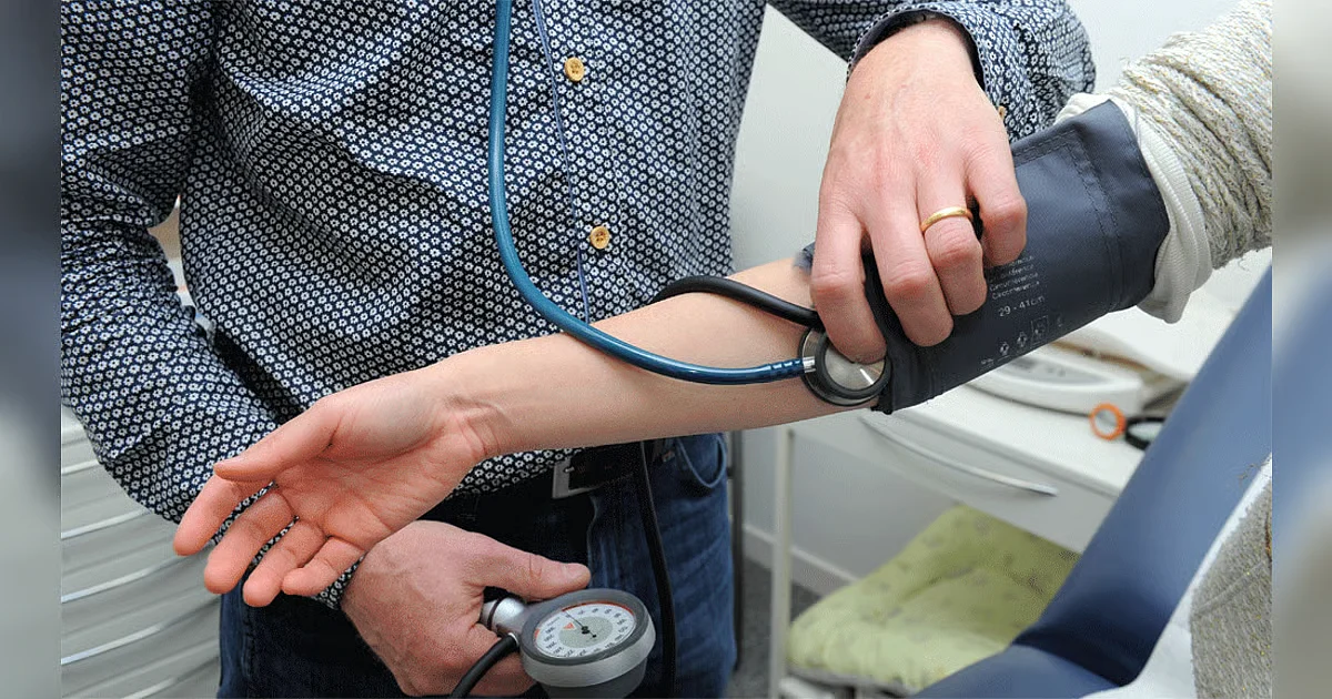 BAE Doktorları, Genç Hipertansiyonu Küresel Olarak Yükselirken Okulda Bp Kontrolleri Çağrısında Bulundu