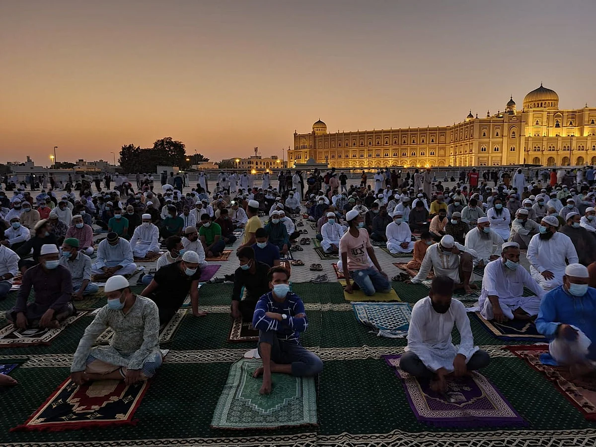 BAE'de Ramazan 2026: Receb Başlarken Müslümanlar Kutsal Aya Hazırlanıyor