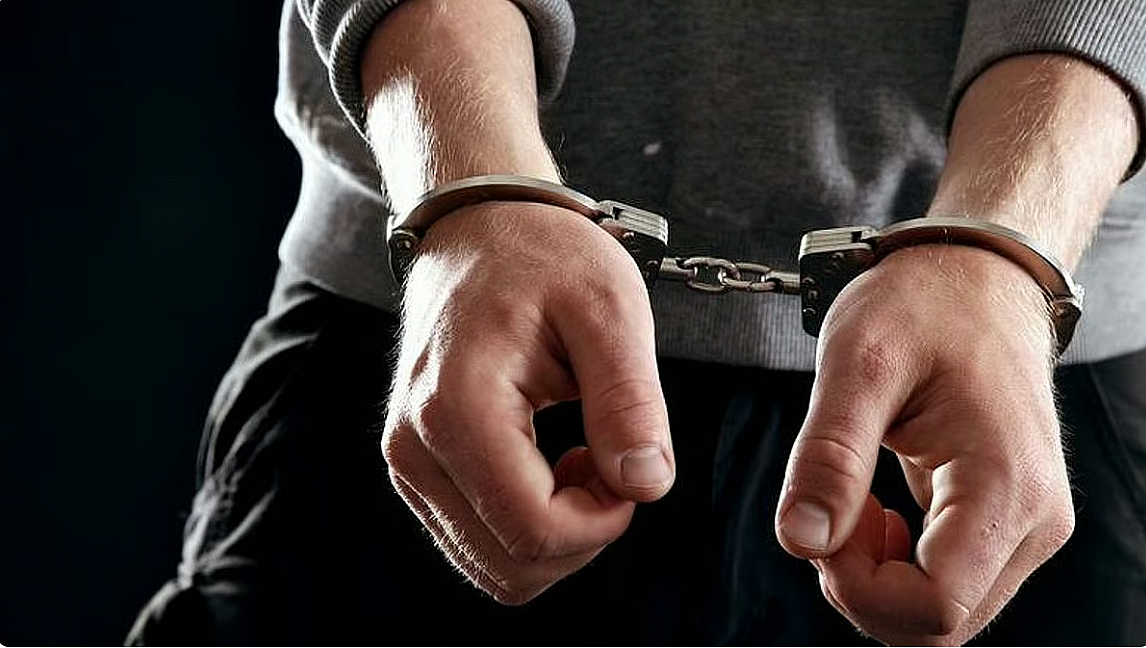 Dubai: 7 Kişilik Çete, Şirket Ofisinden 13,7 Milyon Dolarlık Hırsızlık Nedeniyle Yargılanacak