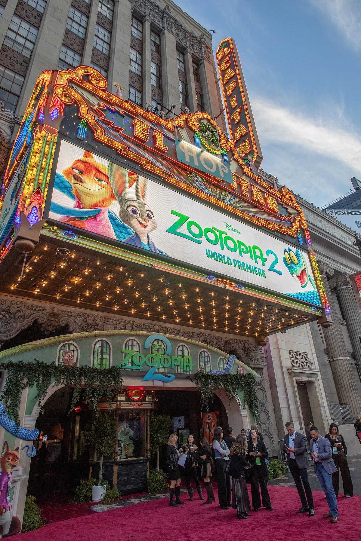 Disney'in 'Zootopia 2' Gişe Çılgınlığını Dünya Çapında 2 Milyar Dhh ile Körüklüyor