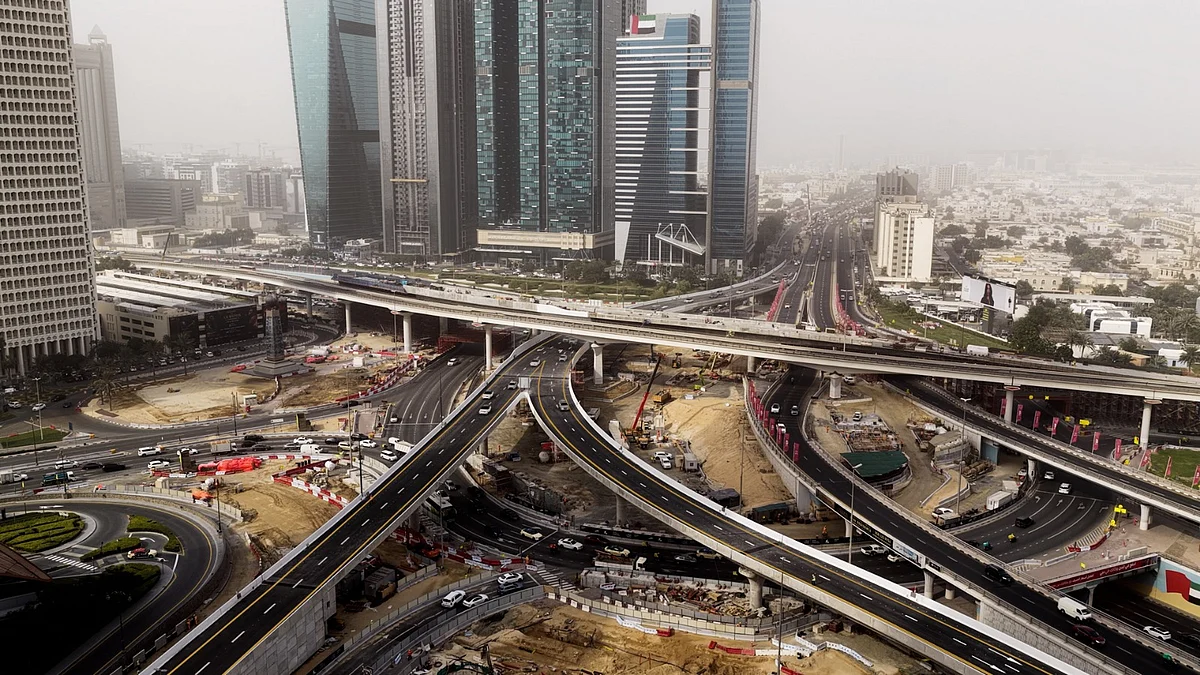 Dubai 2 Ticaret Merkezi Köprüsü Açtı; Seyahat Süresi 2 Dakikaya İndirildi