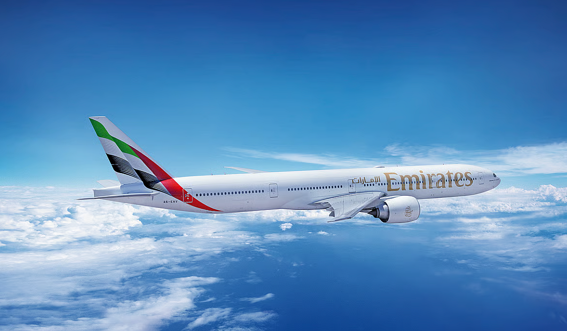 Dubai: Emirates, Al Maktoum Havalimanı Vardiyasından Önce 300'den Fazla Uçağa, 200 Varış Noktasına Bakıyor