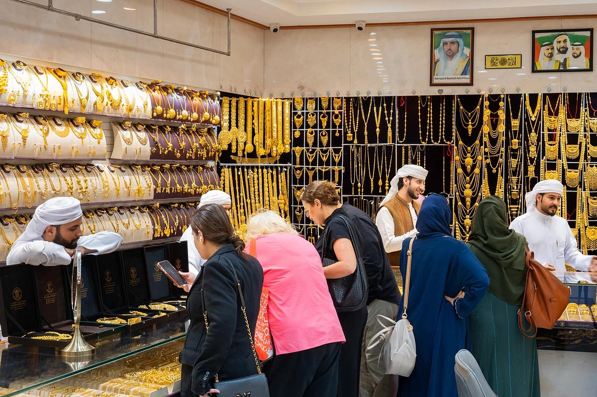 Dubai Mücevher Mağazalarında 14 Bin Altın Var mı? Alıcılar Ne Bilmeli