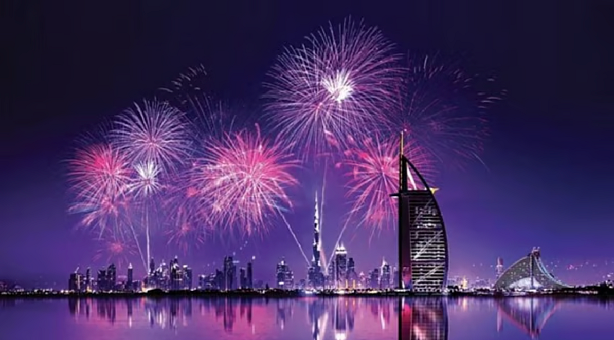 Dubai'de NYE 2026: Şeyh Zayed Yolu, Burç Halife Metro İstasyonu Kapanacak; Zamanlamalar Açıklandı