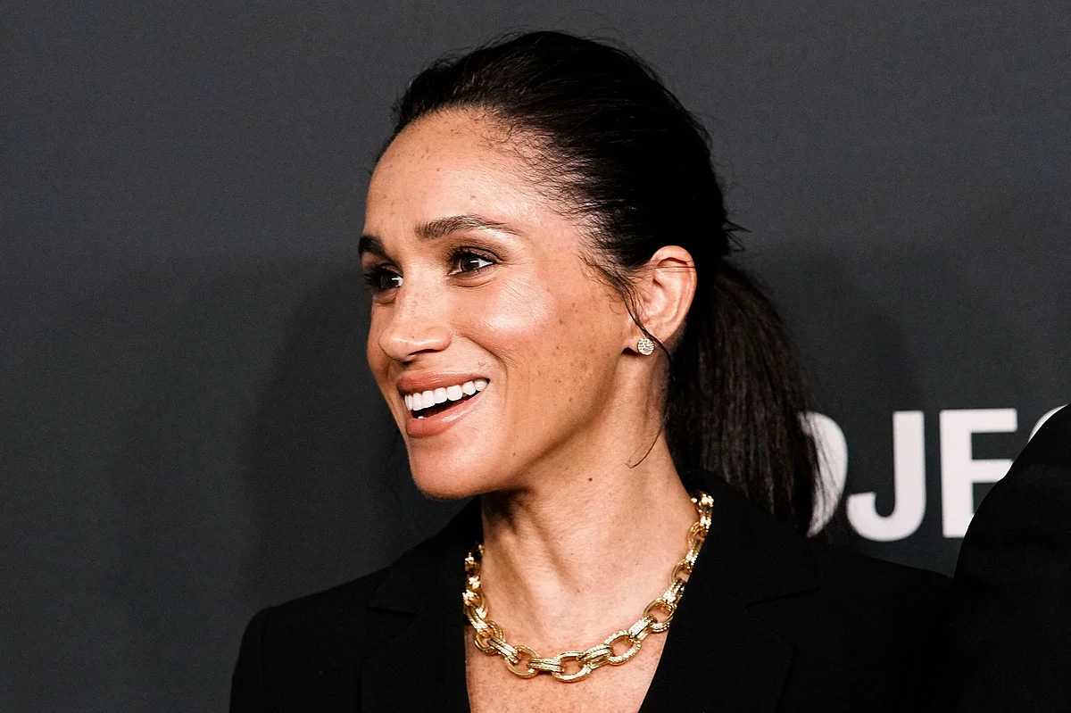 Düşes Meghan Babasına Mektup Gönderir, Daily Mail'in Başucundaki Varlığını Eleştirir