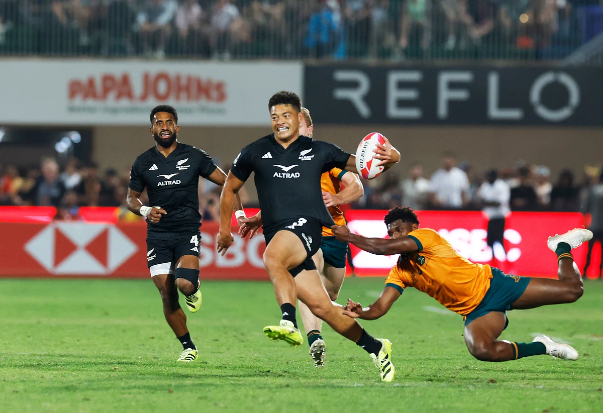Emirates Dubai 7'ler Rugby Hayranlarını Büyülerken Yeni Zelanda'nın Zaferi