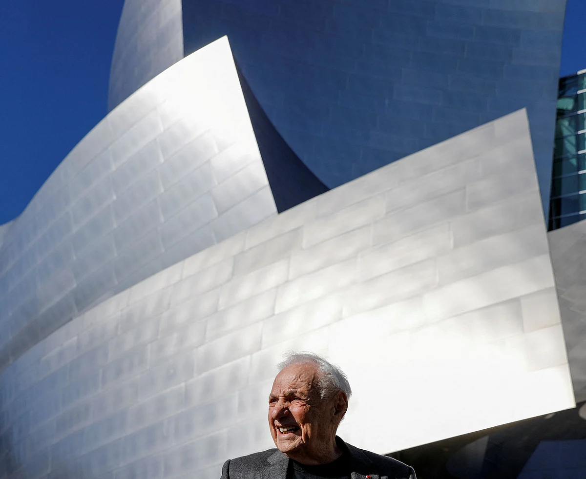 Frank Gehry'nin Guggenheim Abu Dhabi'si Vizyoner için Haraç Dökülürken 'Yetim Kaldı'