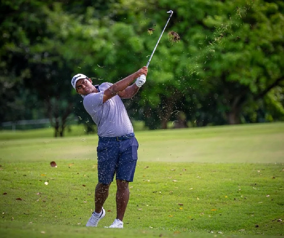 Hedeflere Odaklanın: Dubai'den Rayhan Thomas, Golfün Q-School'da Konuşmayı Yapmasına İzin Veriyor