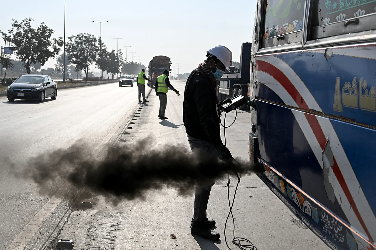 İslamabad Zamanda Hava Kirliliği Kriz Kötüleşir Gibi Sürücüler Koyar
