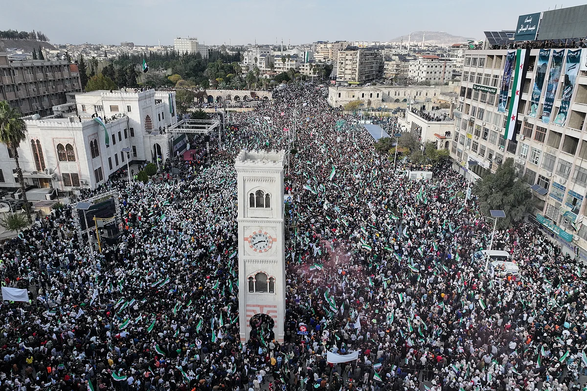 Kanada, Abd'nin Öncülüğünün Ardından Suriye'ye Yönelik Terör Yaptırımlarını Düşürdü