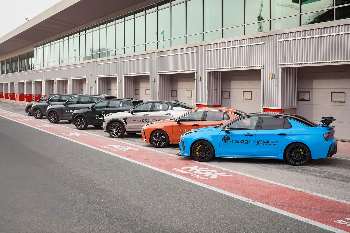 Lynk &amp; Co, Benzersiz Bir Yaşam Tarzı ve Performans Deneyimi ile BAE'de Resmen Başladı