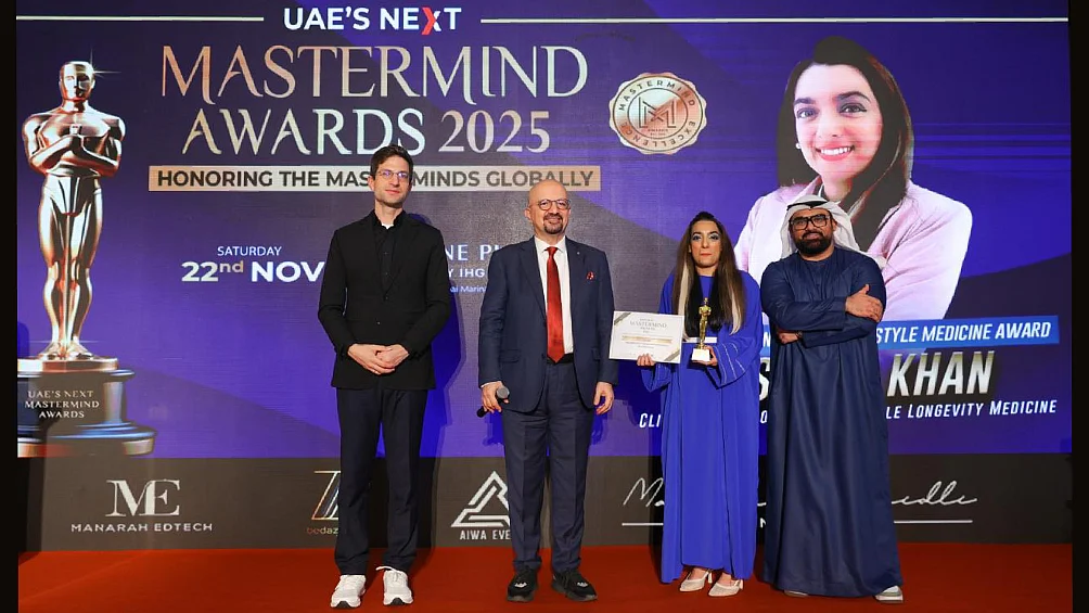 Nosheen Khan, BAE'nin Next Mastermind Awards 2025'te Uzun Ömür ve Yaşam Tarzı Tıbbı Ödülünü Aldı