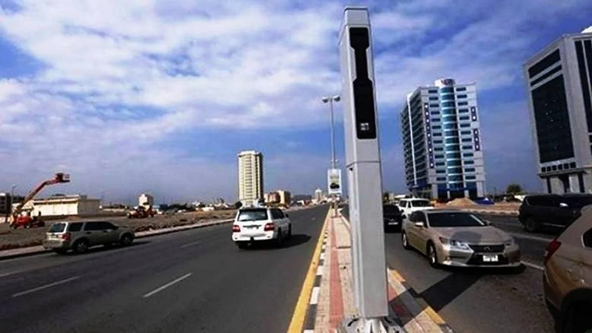 Sharjah: 1 Kasım'daki Uygulamadan Bu Yana 30.000'den Fazla Trafik Şeridi Yasası İhlali Kaydedildi