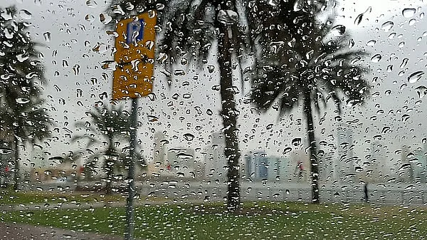 Yarın BAE Hava Durumu: Yağmur İhtimali Olan Bulutlu Gökyüzü; Dubai'de En Düşük Sıcaklık 21 ° C