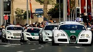 Yeni Yıl Arifesinde Dubai Polisine Gönüllü Olun, Son Başvuru Tarihi Pazar Günü