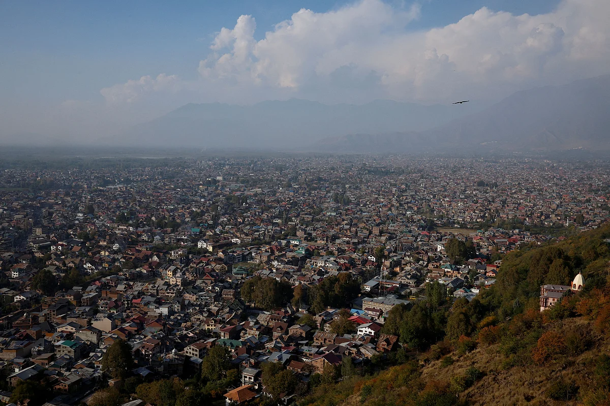 Jammu ve Keşmir'deki Gazeteciler Barışı Koruma Sözü İmzalamak İstedi