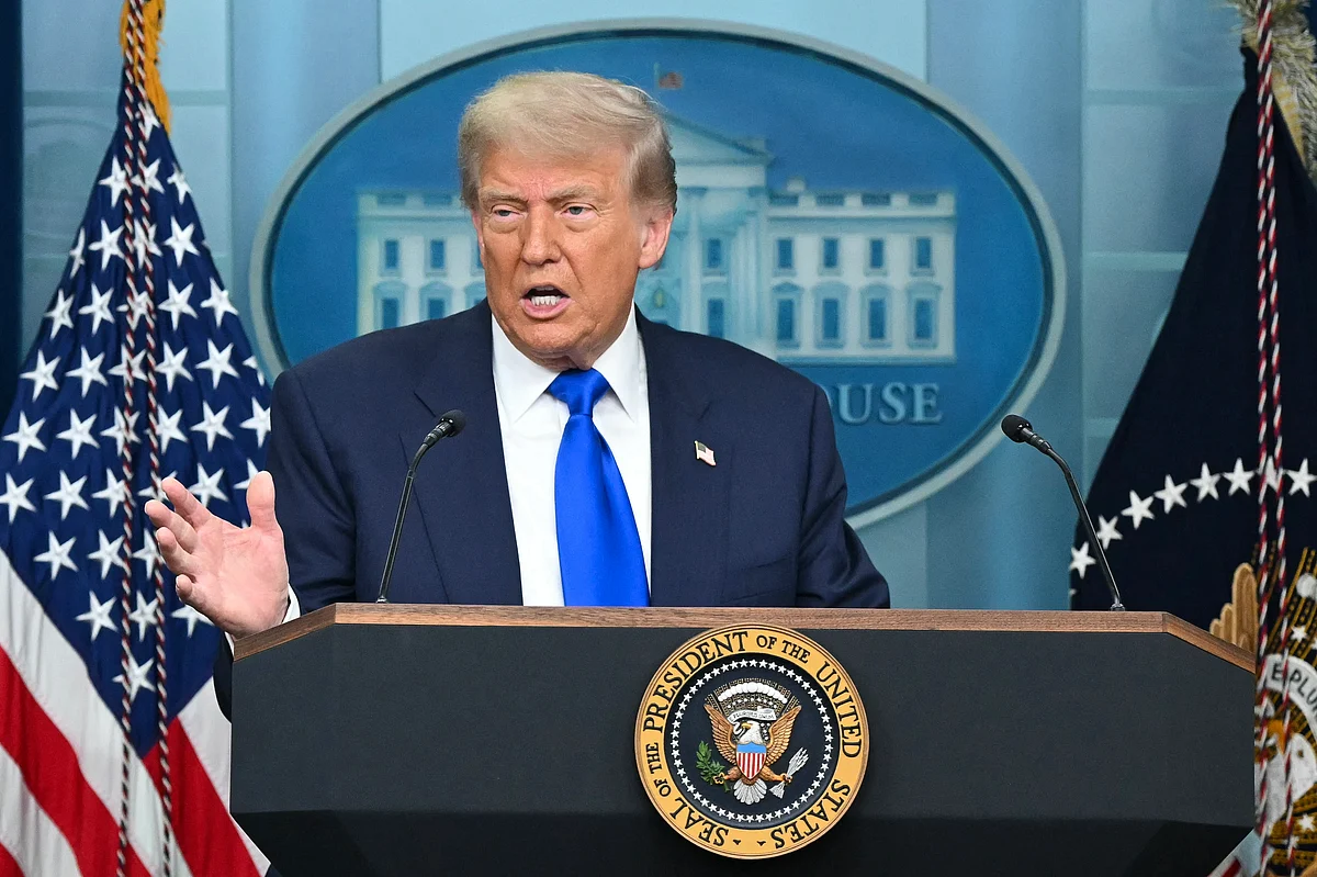 Trump, Macron'u Barış Konseyi'ne Katılmaya Zorlamak için Bazı Fransız Mallarına Uygulanan %200 Tarifeleri Tehdit Ediyor