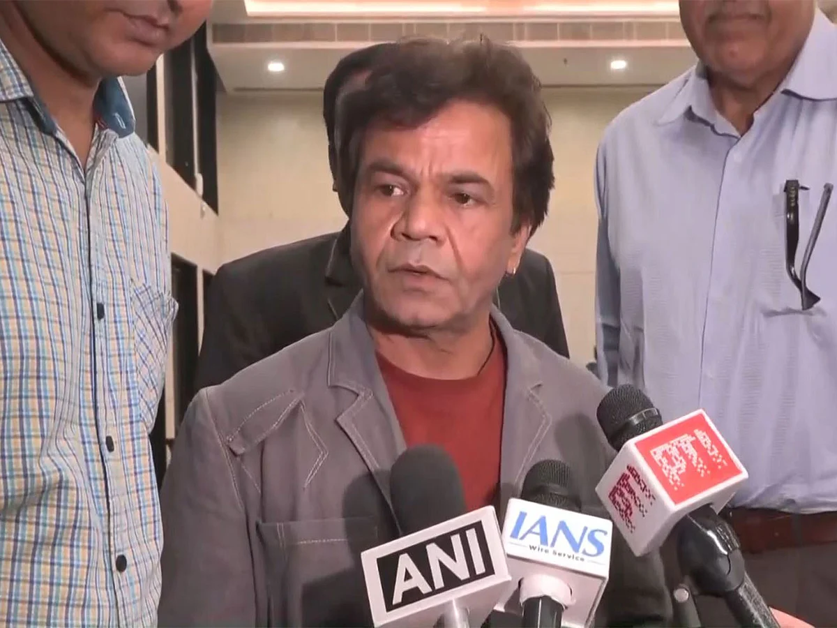 Delhi Mahkemesi Bollywood Oyuncusu Rajpal Yadav'a Çek Sıçrama Davasında Geçici Rahatlama İzni Verdi
