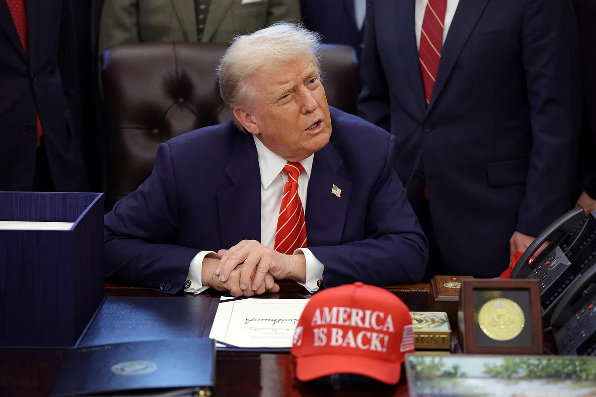 Trump, Yüksek Mahkeme Gerilemesinin Ardından Yeni %10 Küresel Tarife ve Yeni Soruşturmalara Yöneldi