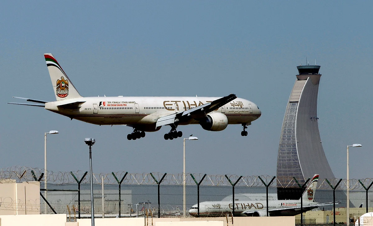 Açıklanan: Emirates, Etihad, Flydubai, Air Arabia İade ve Yeniden Rezervasyon Politikası