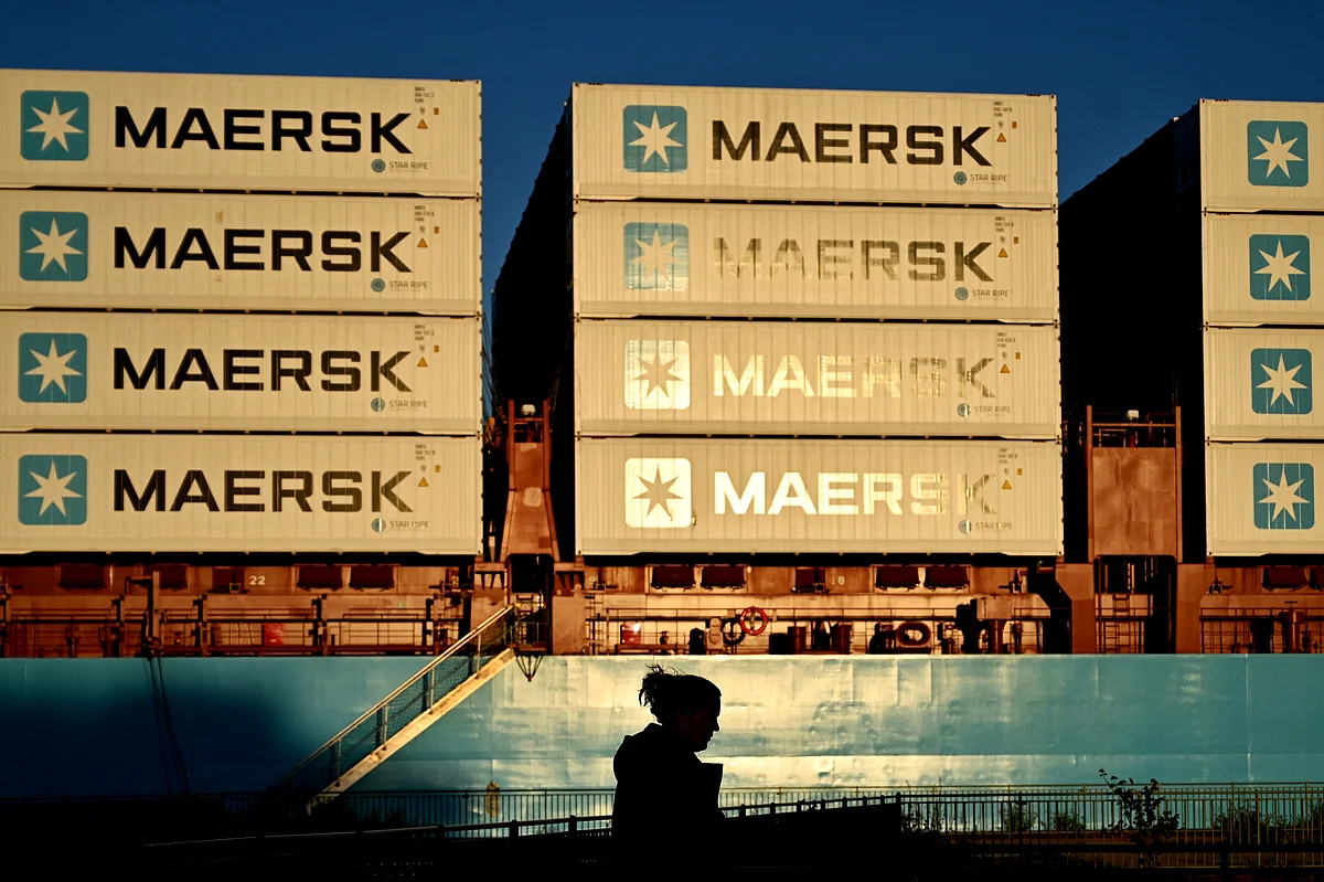 Maersk, ABD-İsrail-İran Savaşından Kaynaklanan Artan Sigorta Masrafları Nedeniyle Körfez Kargo Rezervasyonlarını Durdurdu